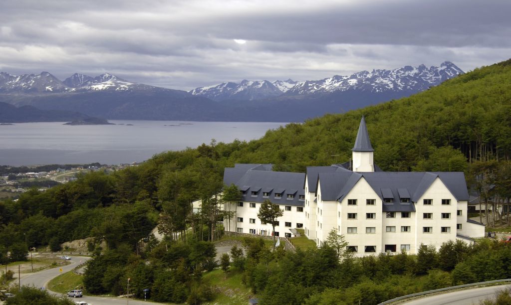 Las Hayas Ushuaia Resort Exterior photo